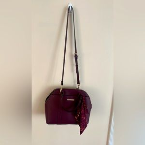 Beautiful Maroon Steve Madden Bag VGUC